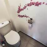 2 Bedroom Cozy In