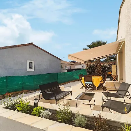 Hébergement de vacances 2 Bedroom In Cessenon-sur-Orb