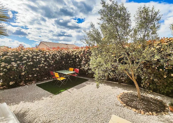 2 Bedroom In Cessenon-sur-Orb