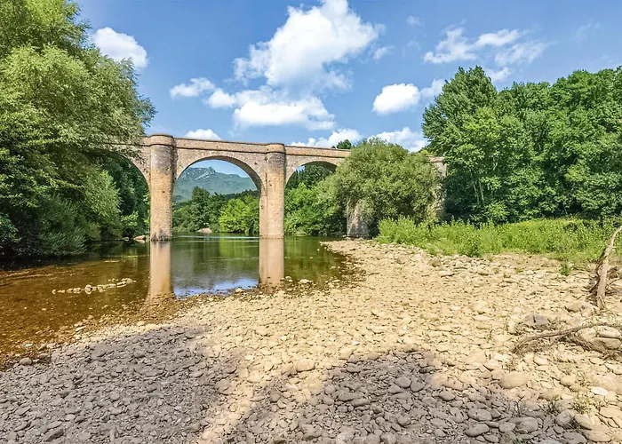 2 Bedroom In Cessenon-sur-Orb